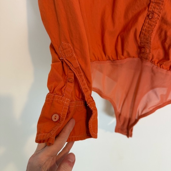 Free People POWER MOVE Button Down Woven Bodysuit orange red SZ L cotton - Picture 4 of 11